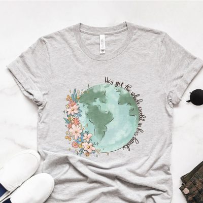 He's got the whole world in His hands Unisex T-Shirt