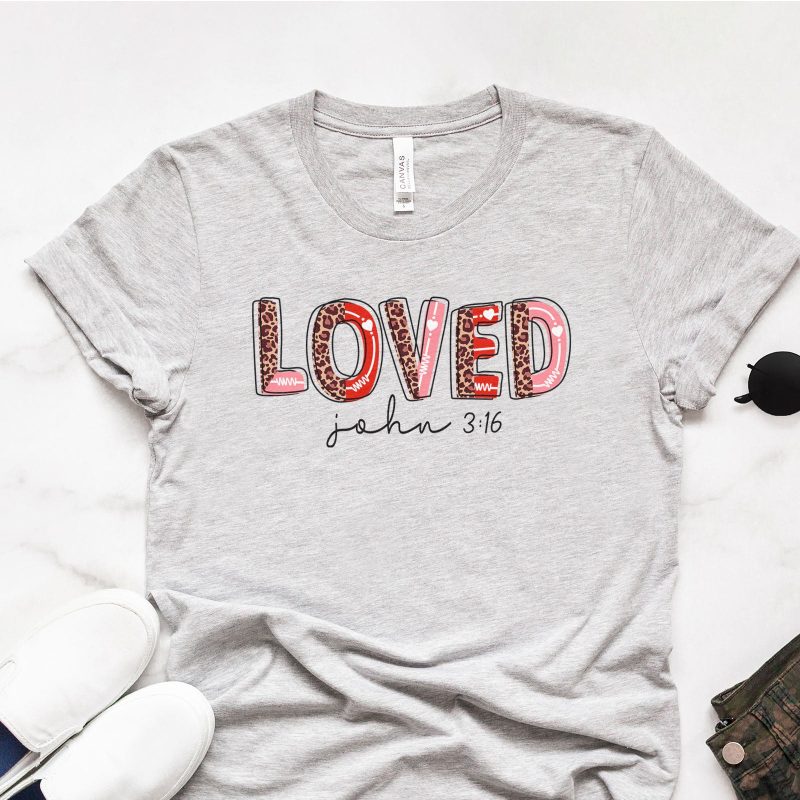 John 3:16 Loved Leopard Doodle Unisex T-Shirt