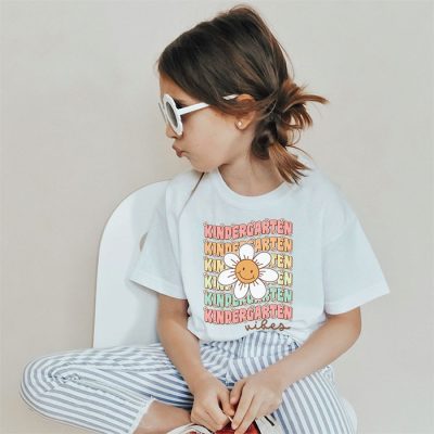 Kindergarten Vibes Kindergarten Team Retro 1st Day Of School T-Shirt