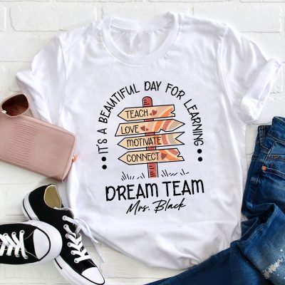 Personalized Name It's A Beautiful Day For Learning Teacher T-Shirt