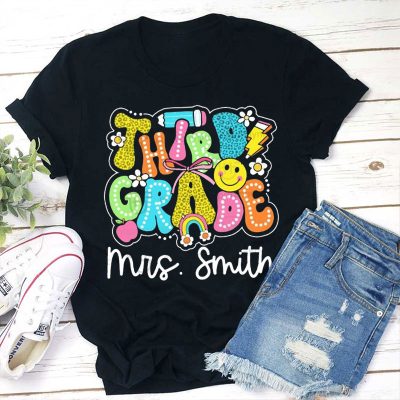 Personalized Retro Back To School Funny Teaching Teacher T-Shirt