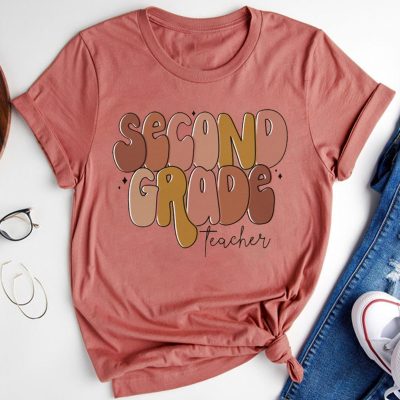 Personalized Retro Brown Grade Teacher T-Shirt