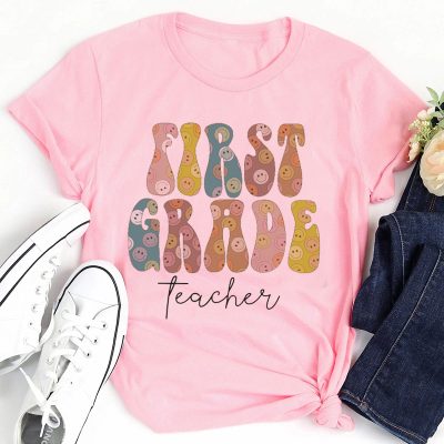 Personalized Retro Color Smiley Face Grade Teacher T-Shirt